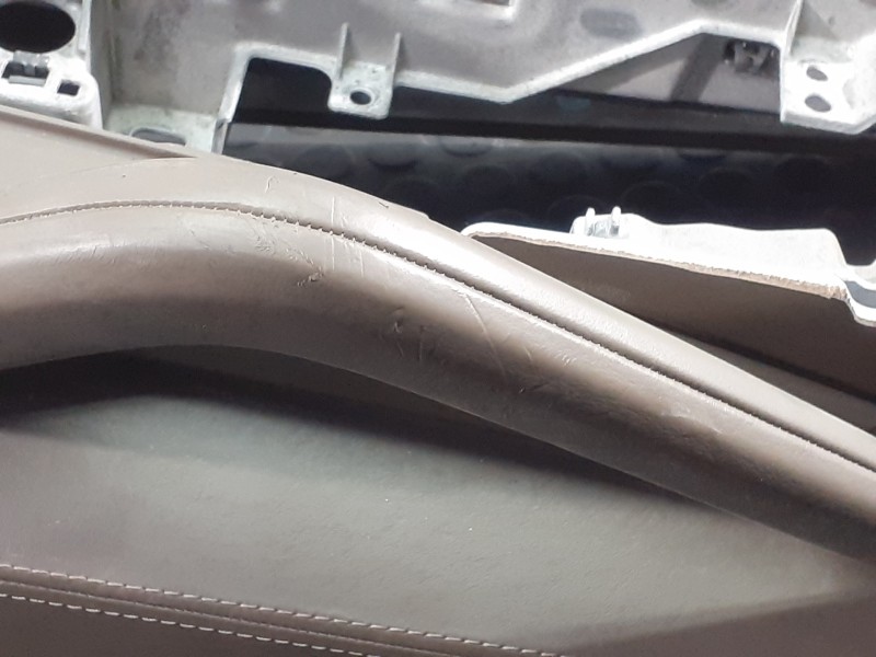 Recambio de consola central para porsche cayenne (typ 92aa) diesel platinum edition referencia OEM IAM 45800001 4580110002 P2-A2