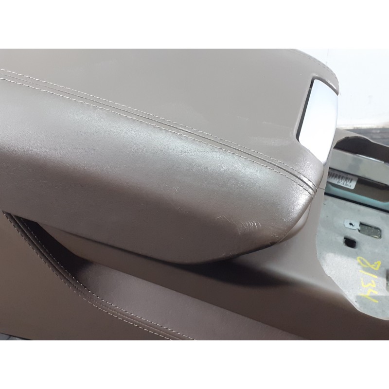 Recambio de consola central para porsche cayenne (typ 92aa) diesel platinum edition referencia OEM IAM 45800001 4580110002 P2-A2