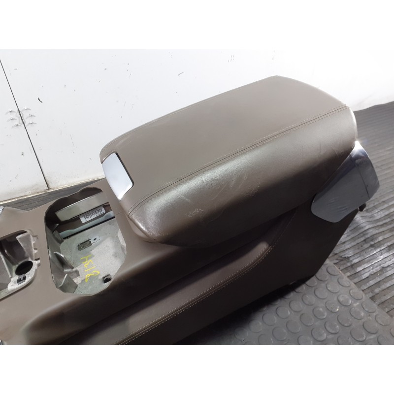 Recambio de consola central para porsche cayenne (typ 92aa) diesel platinum edition referencia OEM IAM 45800001 4580110002 P2-A2