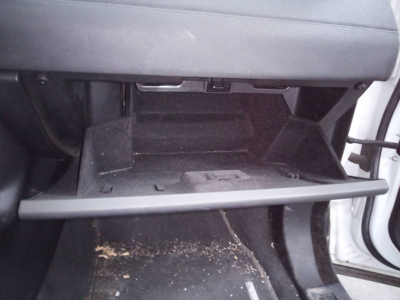 Recambio de guantera para land rover evoque prestige referencia OEM IAM   