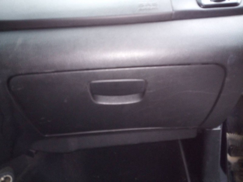 Recambio de guantera para ssangyong rexton w limited 4wd referencia OEM IAM   