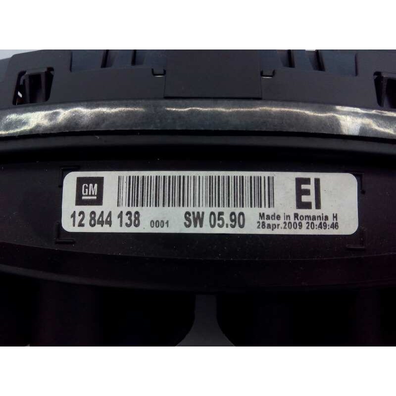 Recambio de cuadro instrumentos para opel insignia berlina excellence referencia OEM IAM 12844138  E3-A5-18-2