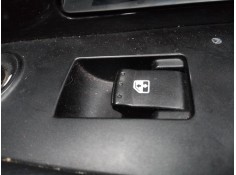 MANDO ELEVALUNAS TRASERO DERECHO 