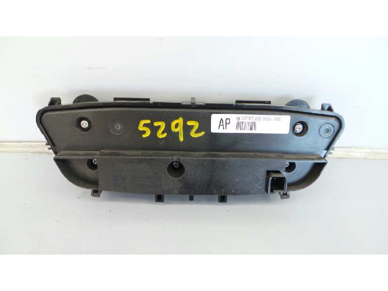 Recambio de mando climatizador para opel insignia berlina excellence referencia OEM IAM 1327786520260903170093C  E3-A5-17-5