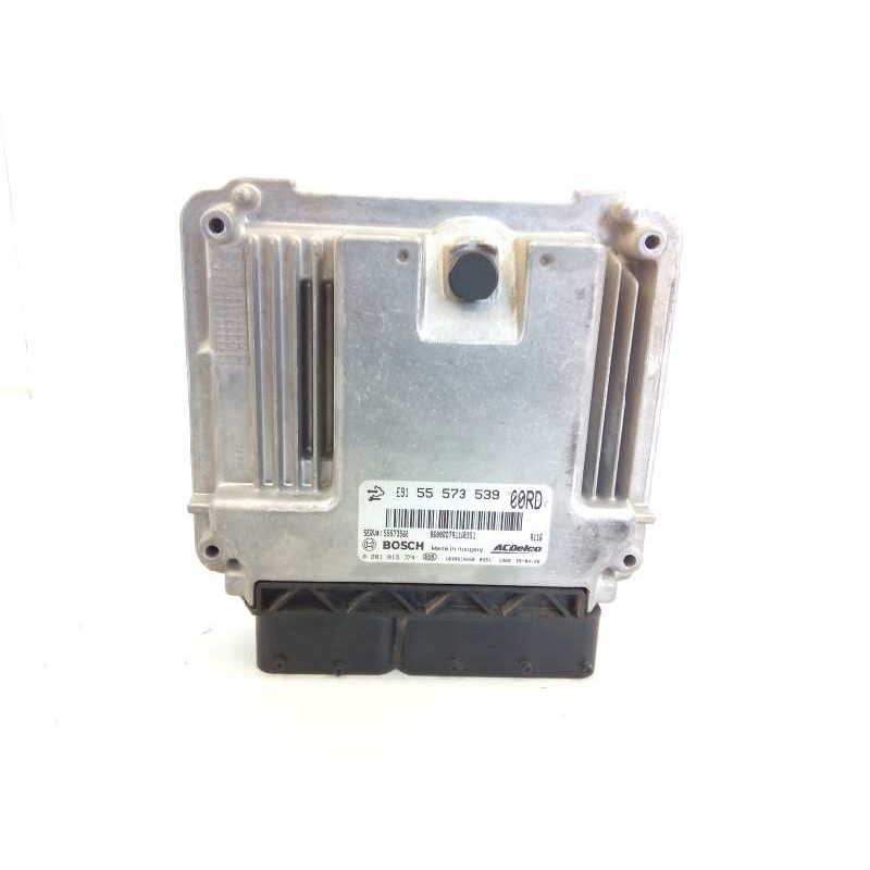 Recambio de centralita motor uce para opel insignia berlina excellence referencia OEM IAM 55573539 0281015774 E3-A5-18-2