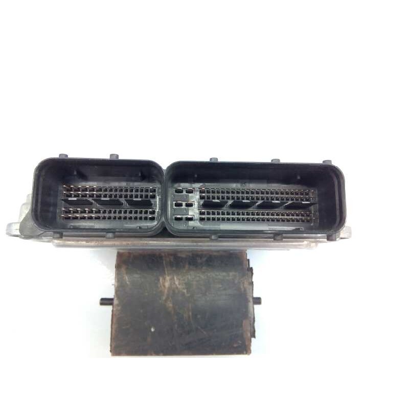 Recambio de centralita motor uce para opel insignia berlina excellence referencia OEM IAM 55573539 0281015774 E3-A5-18-2