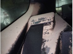 CINTURON SEGURIDAD TRASERO DERECHO 