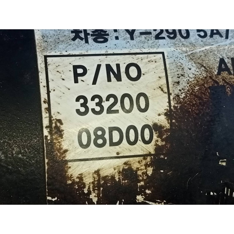 Recambio de transmision central para ssangyong rexton w limited 4wd referencia OEM IAM 3320008D00  P1-B3-24
