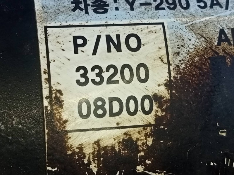 Recambio de transmision central para ssangyong rexton w limited 4wd referencia OEM IAM 3320008D00  P1-B3-24