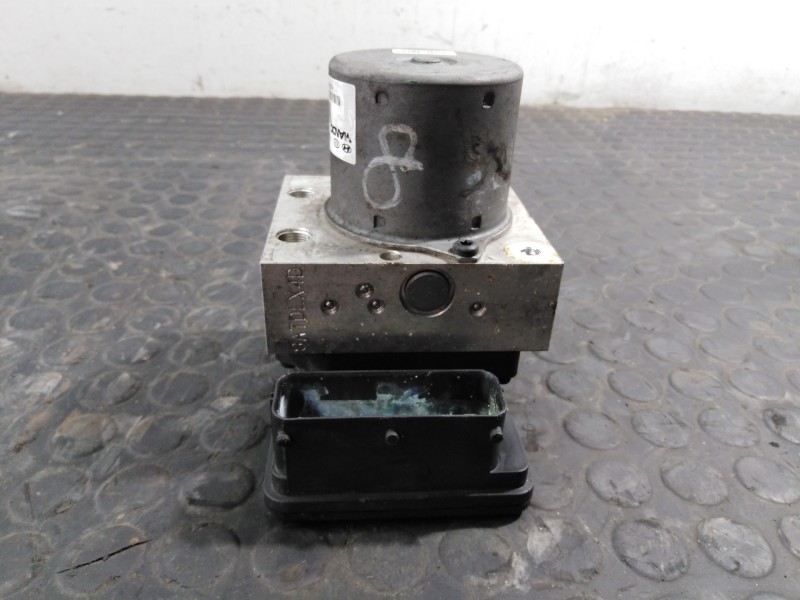 Recambio de abs para kia sportage concept 4x2 referencia OEM IAM 589203U310 BH6013I301 P3-A8-4-2