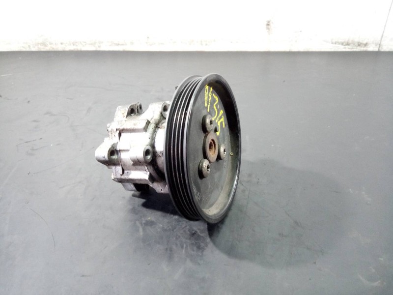 Recambio de bomba direccion para bmw serie 1 berlina (e81/e87) 118d referencia OEM IAM 7692874846  P3-B4-7-4