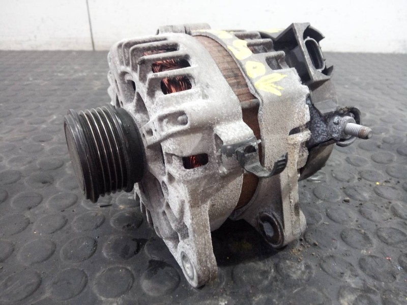 Recambio de alternador para kia sportage concept 4x2 referencia OEM IAM 373002A850  P3-A5-2-3