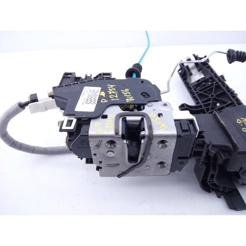Recambio de cerradura puerta delantera derecha para mercedes-benz clase gla (w156) cross activity referencia OEM IAM A2047601800