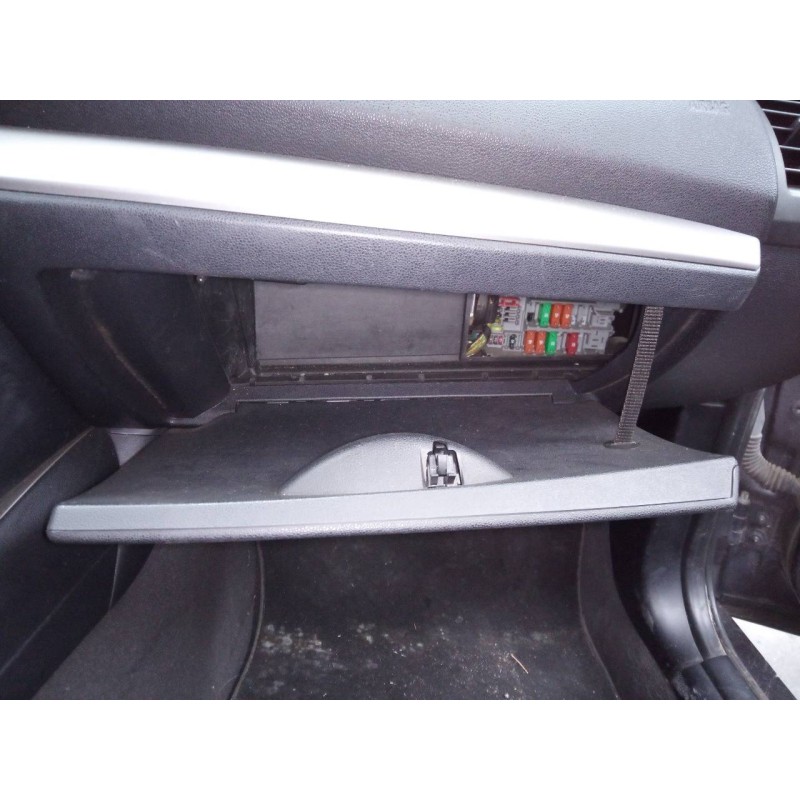 Recambio de guantera para bmw serie 1 berlina (e81/e87) 118d referencia OEM IAM   