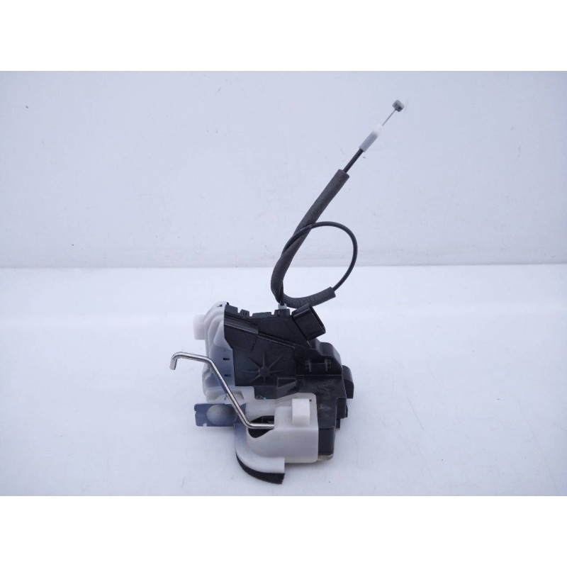 Recambio de cerradura puerta delantera derecha para hyundai i20 trend referencia OEM IAM 81320C8040JKQ  E2-B5-55-1