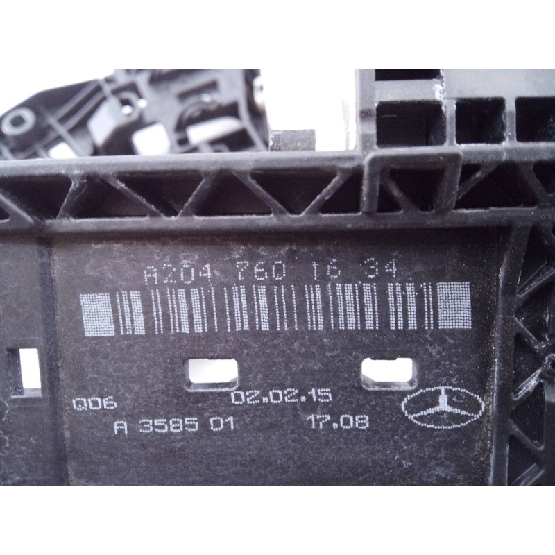 Recambio de cerradura puerta trasera derecha para mercedes-benz clase gla (w156) cross activity referencia OEM IAM A2047302835  
