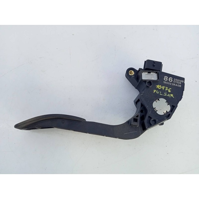 Recambio de pedal acelerador para nissan pulsar (c13) acenta referencia OEM IAM 8625914B 180023RA0B E3-B4-31-2