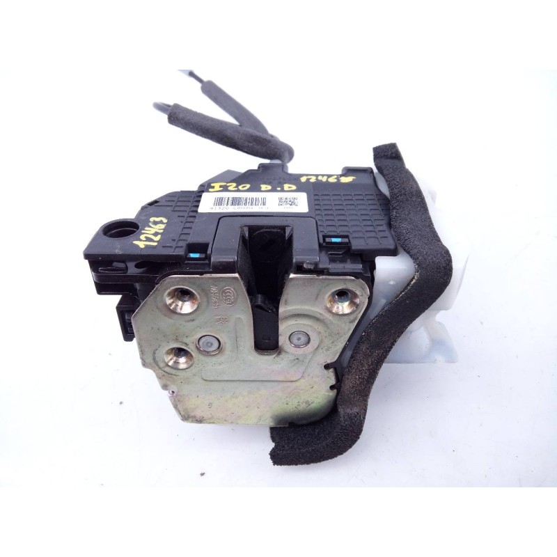 Recambio de cerradura puerta delantera derecha para hyundai i20 trend referencia OEM IAM 81320C8040JKQ  E2-B5-55-1