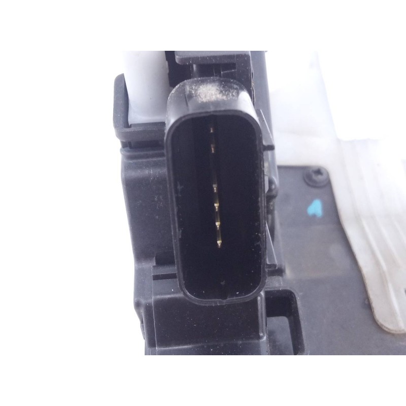 Recambio de cerradura puerta delantera izquierda para hyundai i20 trend referencia OEM IAM 81310C8020JKV  E2-B5-55-2