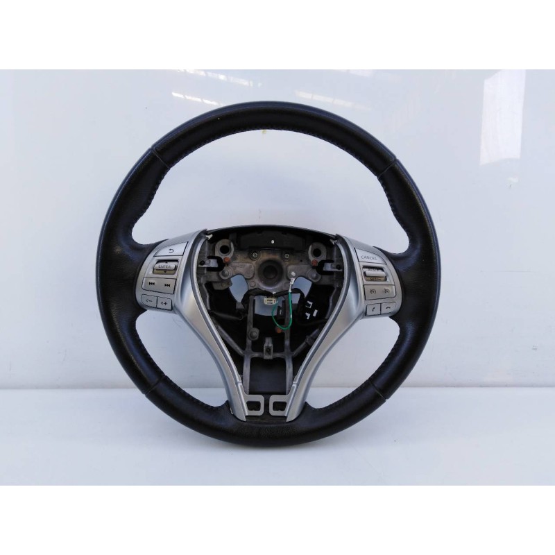 Recambio de volante para nissan pulsar (c13) acenta referencia OEM IAM 143155062 34178105B E3-B4-3-4