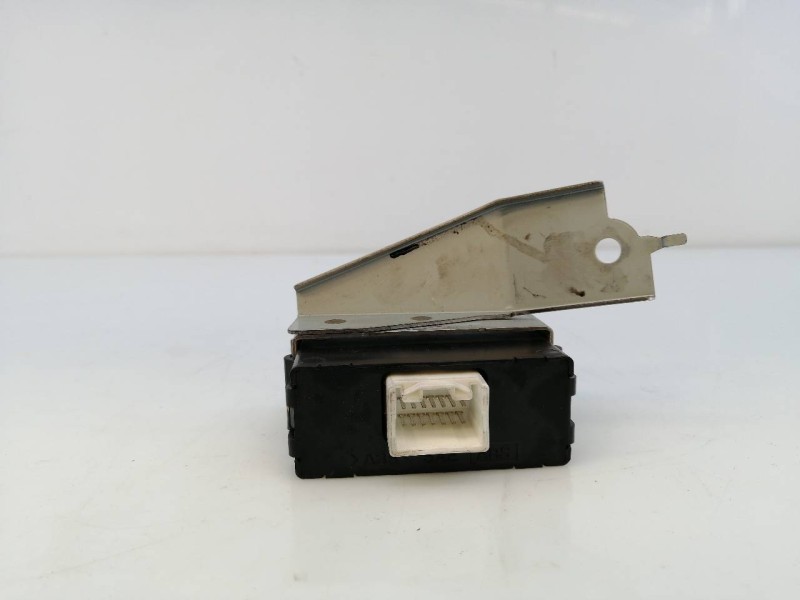 Recambio de centralita check control para toyota previa (r30) 2.0 d-4d luna referencia OEM IAM 97RI012011  E3-A3-4-2