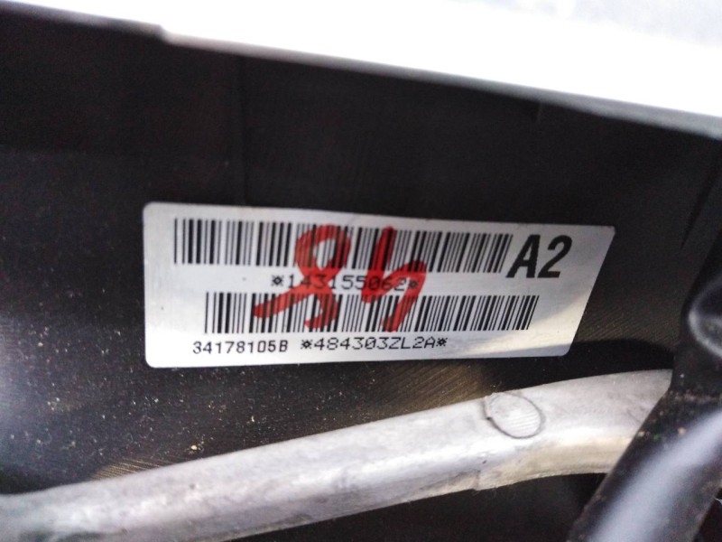 Recambio de volante para nissan pulsar (c13) acenta referencia OEM IAM 143155062 34178105B E3-B4-3-4