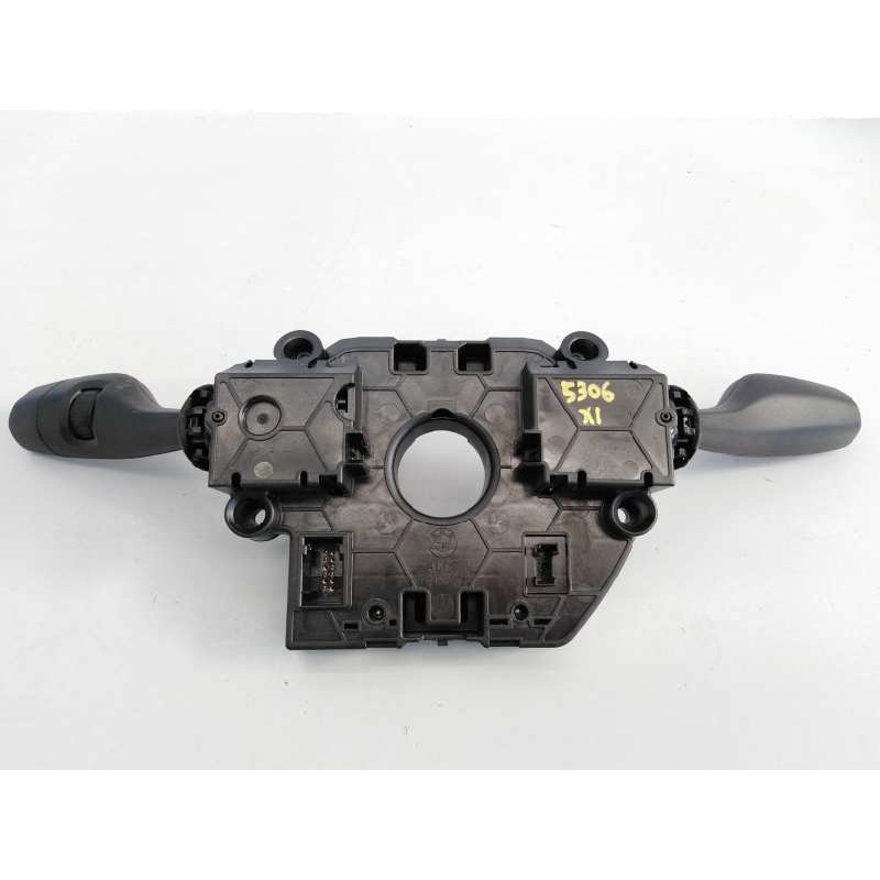 Recambio de mando intermitentes para bmw serie x1 (f48) sdrive18d referencia OEM IAM 6827369  E3-A2-25-1