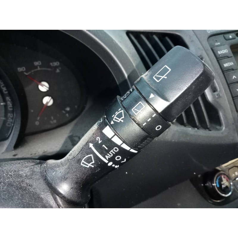 Recambio de mando limpia para kia sportage concept 4x2 referencia OEM IAM   