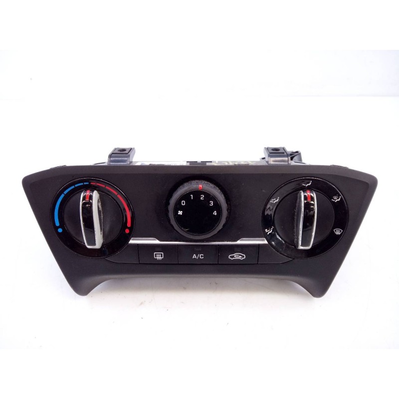 Recambio de mando calefaccion / aire acondicionado para hyundai i20 trend referencia OEM IAM 97250C8010  E3-A3-49-2