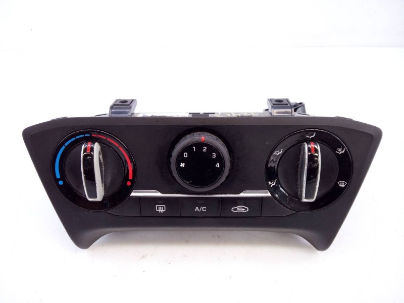Recambio de mando calefaccion / aire acondicionado para hyundai i20 trend referencia OEM IAM 97250C8010  E3-A3-49-2