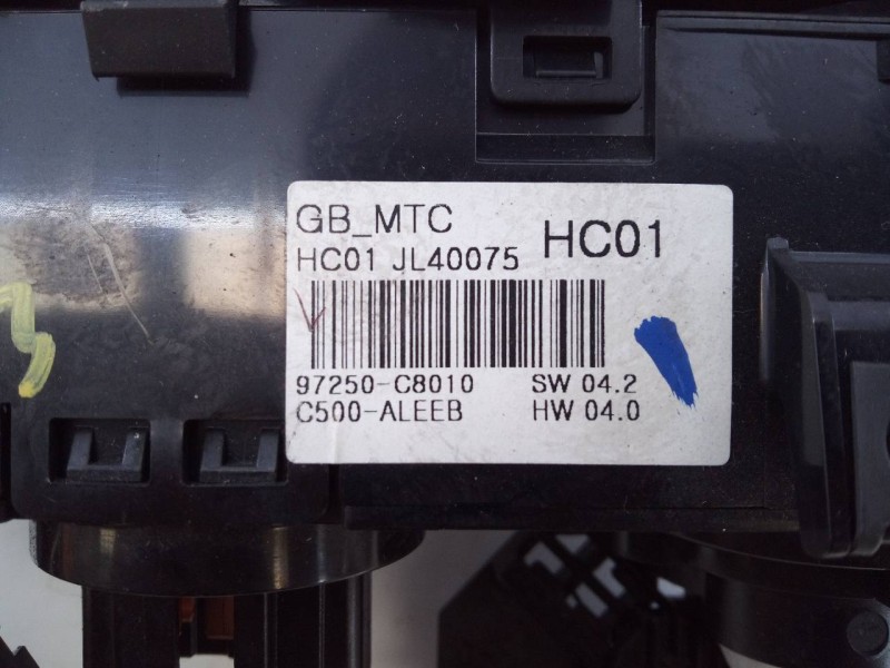 Recambio de mando calefaccion / aire acondicionado para hyundai i20 trend referencia OEM IAM 97250C8010  E3-A3-49-2