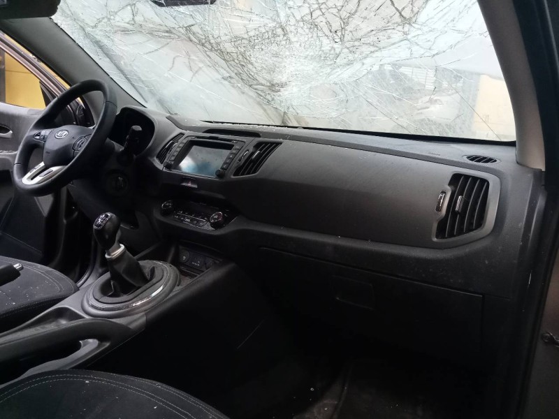 Recambio de salpicadero para kia sportage concept 4x2 referencia OEM IAM   