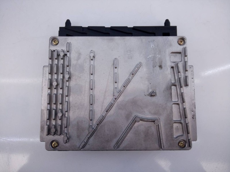 Recambio de centralita motor uce para volvo s60 berlina 2.4 d referencia OEM IAM 0281010319 28SA5360 E3-B5-42-2