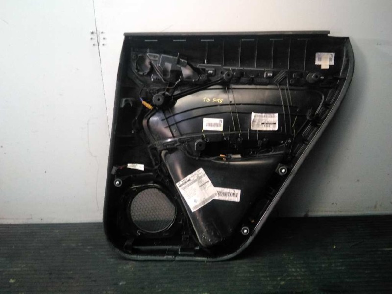 Recambio de guarnecido puerta trasera izquierda para audi q3 (8ug) design quattro referencia OEM IAM W08U08994R2C5PR W08U0899N0L