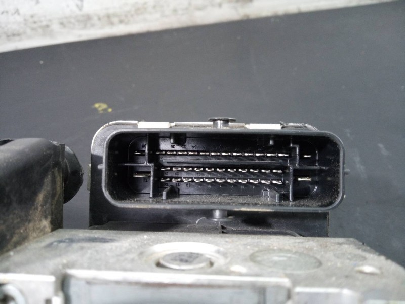 Recambio de abs para volkswagen caddy furgón/kombi maxi kombi bmt referencia OEM IAM 7E0907379Q  P3-B8-23-4