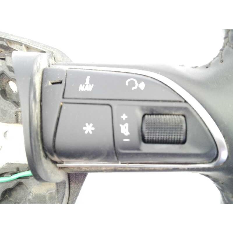 Recambio de volante para audi q3 (8ug) design quattro referencia OEM IAM 8U04T9091T  E1-B6-19-2