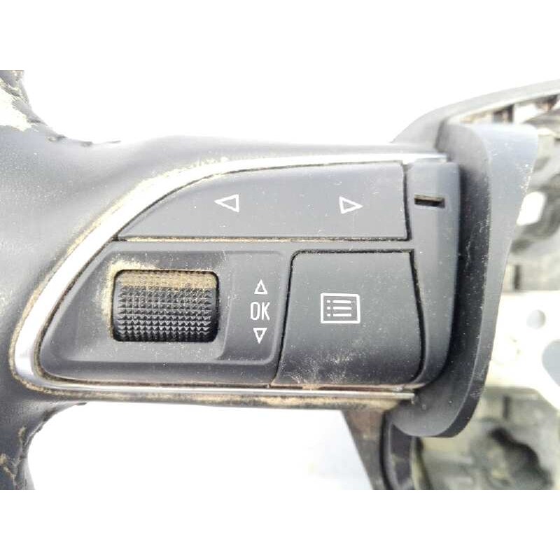 Recambio de volante para audi q3 (8ug) design quattro referencia OEM IAM 8U04T9091T  E1-B6-19-2