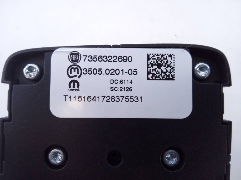 Recambio de modulo electronico para jeep renegade limited 4wd referencia OEM IAM 7356322690 3505020105 E3-B6-19-5