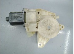 MOTOR ELEVALUNAS DELANTERO IZQUIERDO A2048200142 E1-A2-40-1