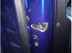 CERRADURA PUERTA DELANTERA IZQUIERDA 