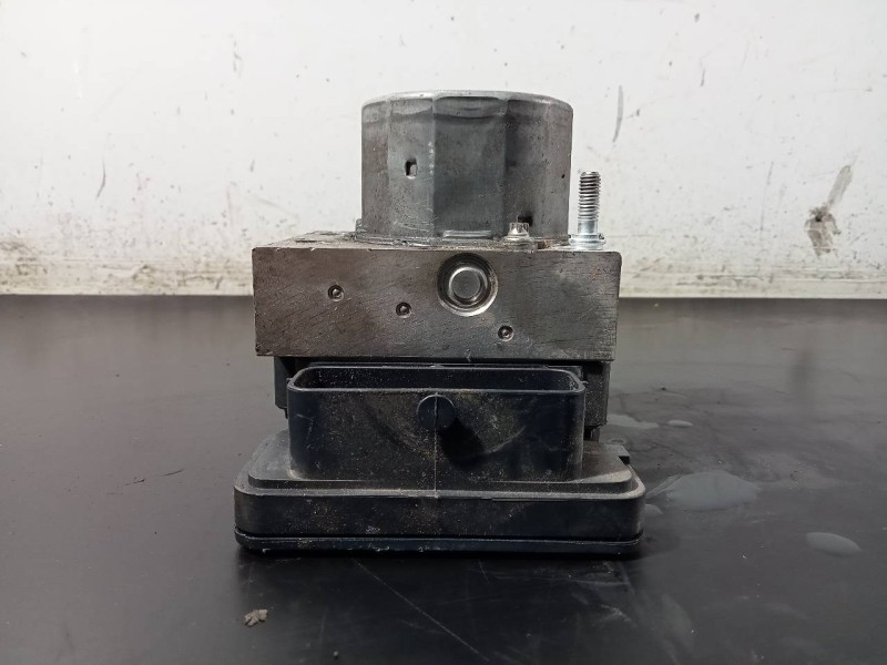 Recambio de abs para audi a1 (8x) attraction referencia OEM IAM 6R0614517 12121341906 P3-A8-29-5