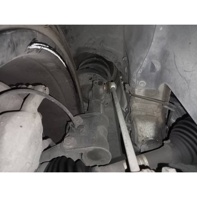 Recambio de amortiguador delantero derecho para mercedes-benz clase cla (w117) cla referencia OEM IAM   