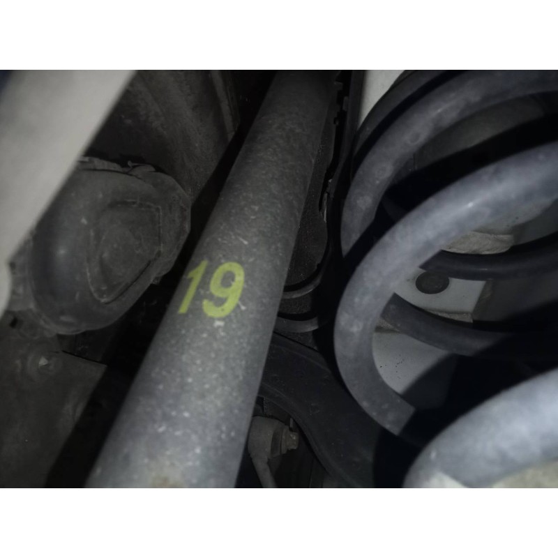 Recambio de amortiguador trasero izquierdo para mercedes-benz clase cla (w117) cla referencia OEM IAM   