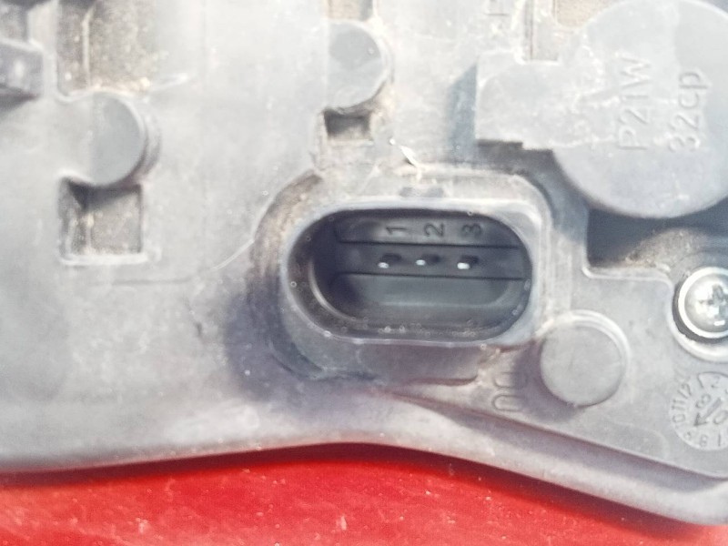 Recambio de piloto trasero derecho para audi a4 ber. (b8) básico referencia OEM IAM   E1-B6-39-1