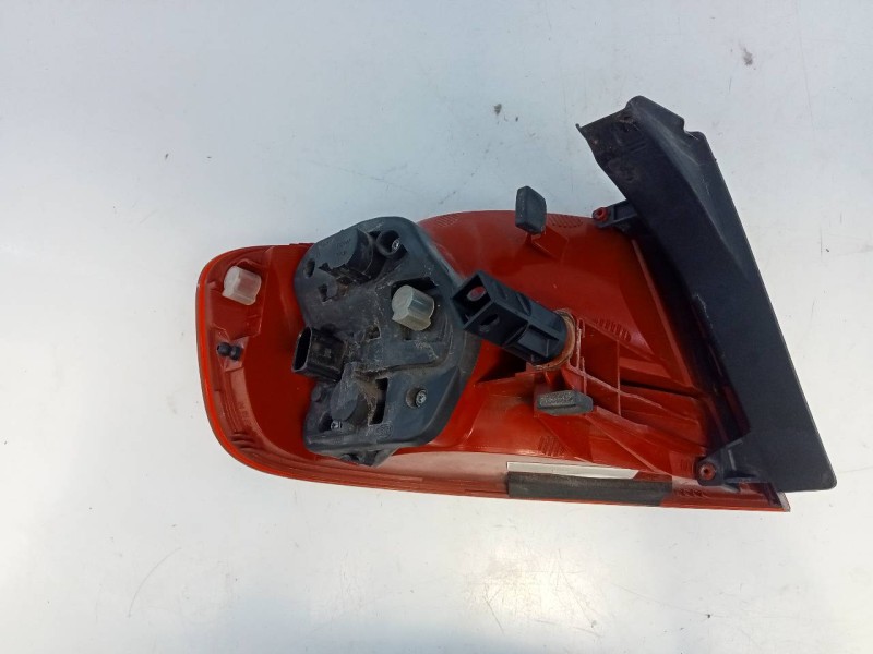 Recambio de piloto trasero derecho para audi a4 ber. (b8) básico referencia OEM IAM   E1-B6-39-1