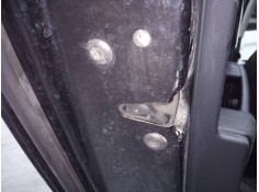 CERRADURA PUERTA TRASERA IZQUIERDA 