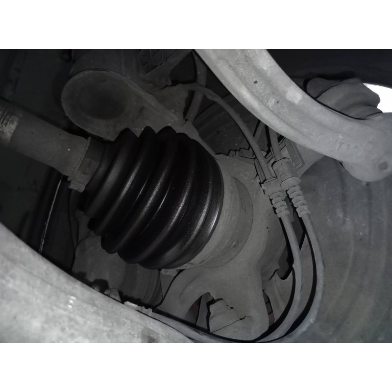 Recambio de mangueta delantera derecha para mercedes-benz clase cla (w117) cla referencia OEM IAM   