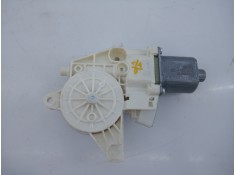 MOTOR ELEVALUNAS DELANTERO DERECHO A2048200242 0130822502 E1-A2-52-1