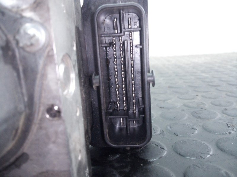 Recambio de abs para peugeot 308 active referencia OEM IAM 9810286880 9805825380 P3-A8-22-5