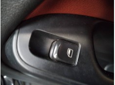 MANDO ELEVALUNAS DELANTERO DERECHO 